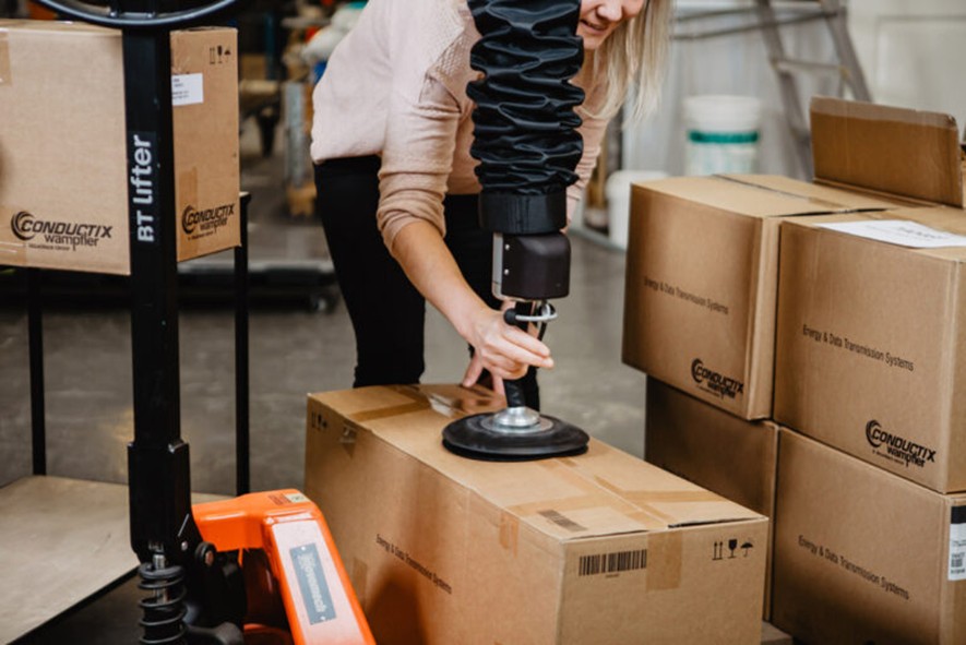 effortless-vacuum-lifting