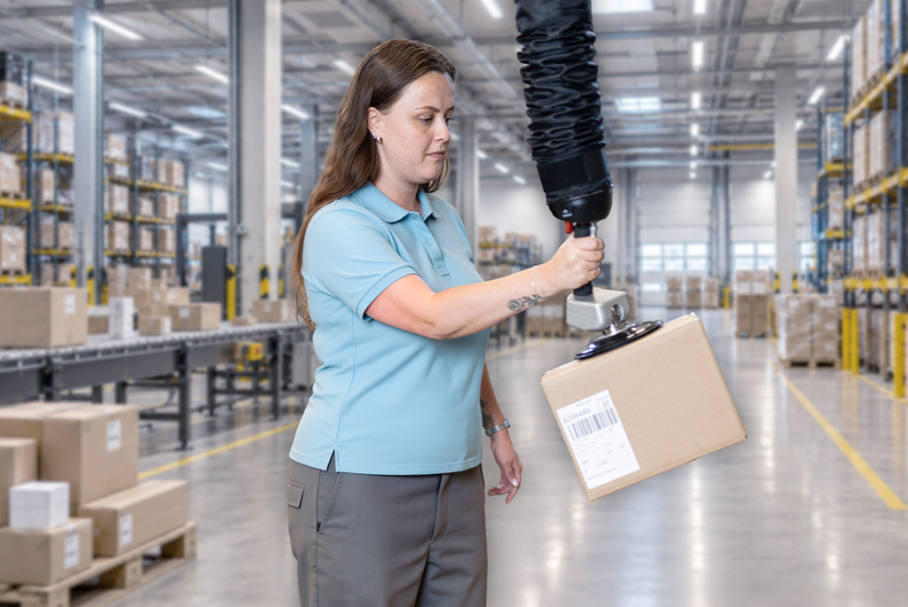 automatic lifting and intuitive one-hand operation